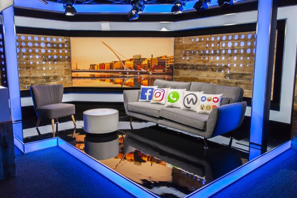 Facebook Studio Set Webinar Studio Set
